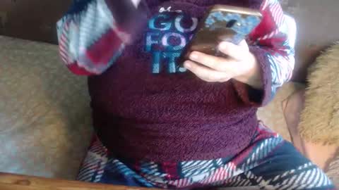 Lilly  online show from 11-04-25, 08:24