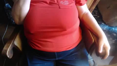 Lilly  online show from 12-21-25, 12:56