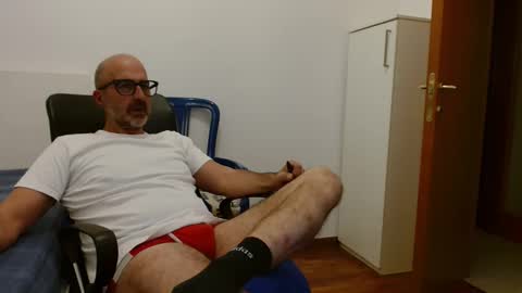 Snapshot of new_simi_74 chatting on 10-07-25, 06:16 simi online show from 10-07-25, 06:16