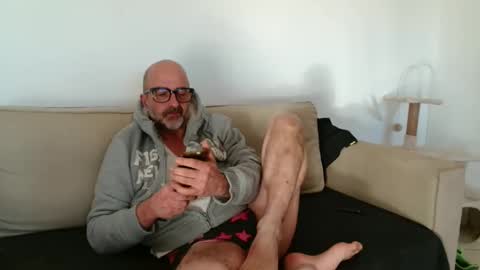 Snapshot of new_simi_74 chatting on 11-29-25, 01:47 simi online show from 11-29-25, 01:47