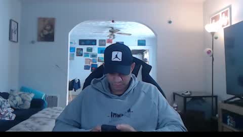 Jordan   online show from 12-14-25, 03:50