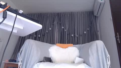 Snapshot of newamore chatting on 11-05-25, 08:09 Im Ana ntmu...Please dontt forget to give thump up and follow me kiss online show from 11-05-25, 08:09