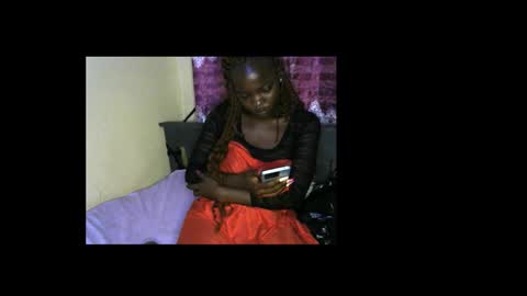 Snapshot of newhotbie364667 chatting on 11-25-25, 05:18 newhotbie364667 online show from 11-25-25, 05:18