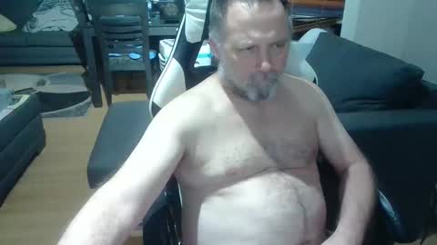 NewWorld online show from 10-21-25, 10:10