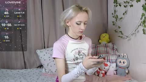 Snapshot of nextvibe1 chatting on 11-13-25, 06:29 NextVibe1 online show from 11-13-25, 06:29