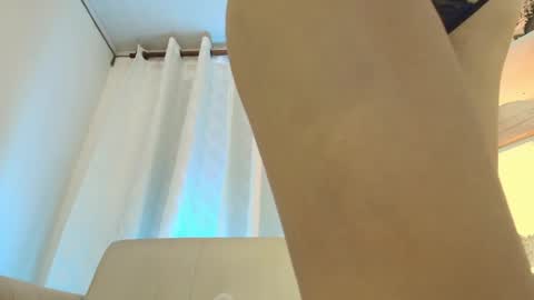  Angie   Instagram  angie julianac add me online show from 01-31-25, 12:29