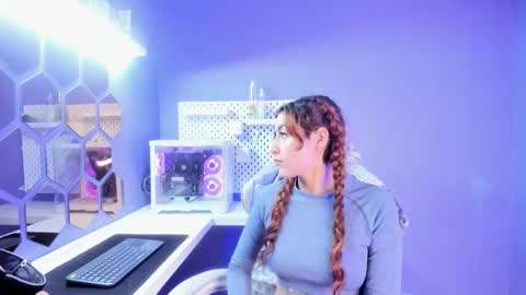 nezuko 16 online show from 10-12-25, 03:38