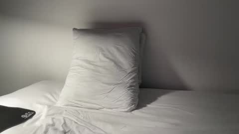 Adrian Von Ziegler online show from 10-24-25, 01:40