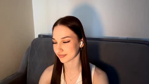 Kate Ng online show from 04-11-26, 12:31