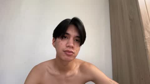 nhicolasklyde online show from 10-10-25, 08:57