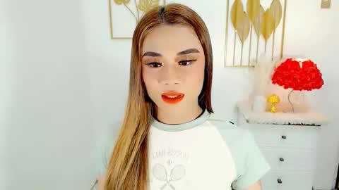 hottie nicole online show from 02-20-25, 01:36