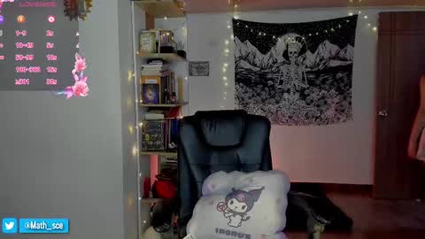 Snapshot of nia_blaze chatting on 11-04-25, 08:41 Nia online show from 11-04-25, 08:41