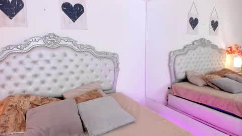 niacolussi online show from 01-09-26, 07:04