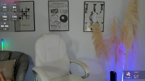 Nia online show from 10-16-25, 01:01