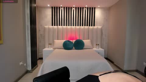 Call me Nia  online show from 02-25-25, 07:58