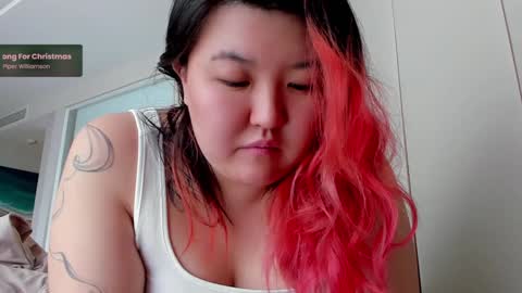 Kim online show from 12-19-24, 03:40