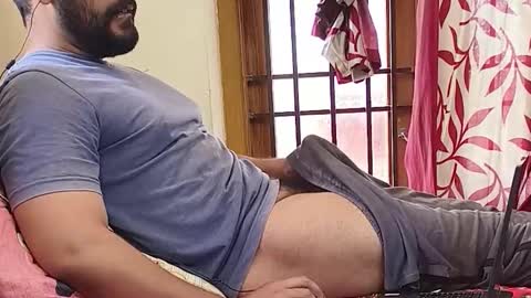 Robin online show from 02-10-26, 09:35