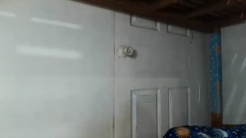 Snapshot of niceasianpussy chatting on 10-12-25, 01:32 niceasianpussy online show from 10-12-25, 01:32