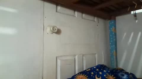 Snapshot of niceasianpussy chatting on 10-15-25, 04:01 niceasianpussy online show from 10-15-25, 04:01