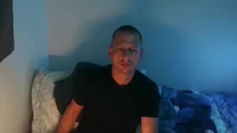 Snapshot of nicebutnaughty25 chatting on 10-01-25, 11:05 niceguy online show from 10-01-25, 11:05