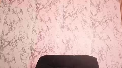 Snapshot of nicecherry_ chatting on 11-14-25, 03:22 Michell online show from 11-14-25, 03:22