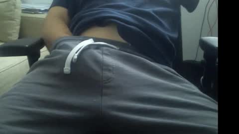 Snapshot of niceeggs0815 chatting on 10-17-25, 10:18 niceeggs0815 online show from 10-17-25, 10:18