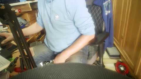 Snapshot of niceguy00077 chatting on 10-13-25, 01:55 niceguy00077 online show from 10-13-25, 01:55