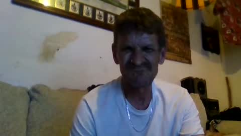 Snapshot of niceozziecockxxx chatting on 09-27-25, 11:10 Sexiishaine online show from 09-27-25, 11:10