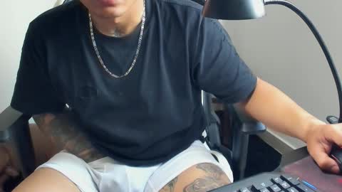 Camila And Steeven online show from 10-16-25, 04:19