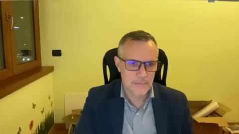 Snapshot of niceshy_71 chatting on 12-17-25, 06:58 Andrew online show from 12-17-25, 06:58