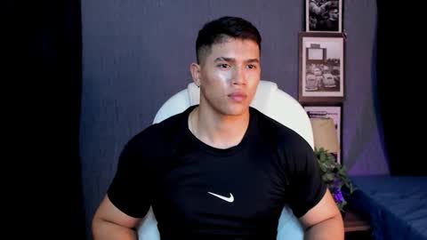Snapshot of nick_fenix chatting on 09-17-25, 08:38 nick fenix online show from 09-17-25, 08:38