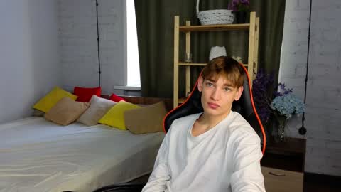 Nick online show from 12-04-24, 05:05