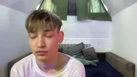 Nick online show from 12-10-24, 07:37