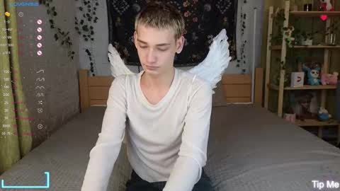 Nick online show from 10-31-25, 06:42