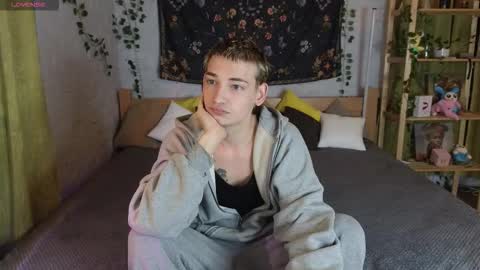 Nick online show from 11-08-25, 05:23