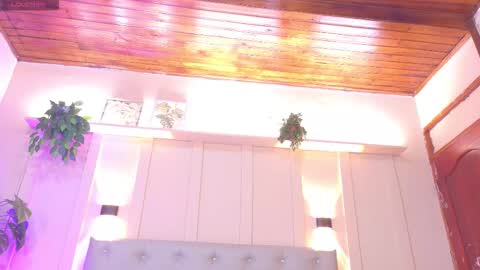 Your baby Nicol  online show from 12-20-25, 01:18