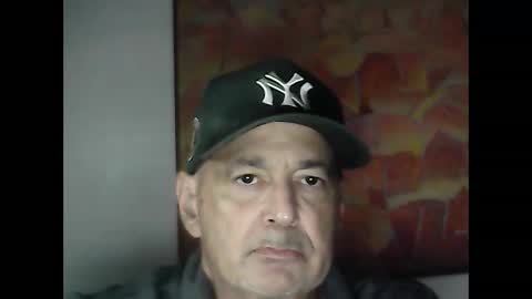 Snapshot of nickincali chatting on 12-18-24, 07:26 nickincali online show from 12-18-24, 07:26