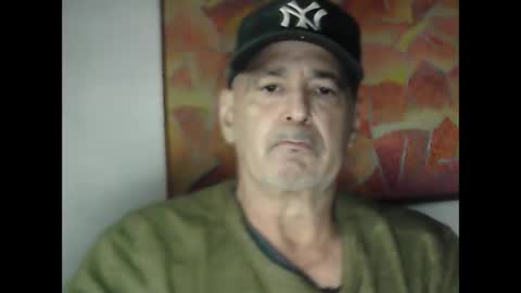 Snapshot of nickincali chatting on 01-20-25, 12:39 nickincali online show from 01-20-25, 12:39