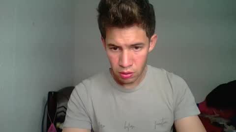 Snapshot of nickjonas_18 chatting on 03-26-26, 02:06 Nick online show from 03-26-26, 02:06