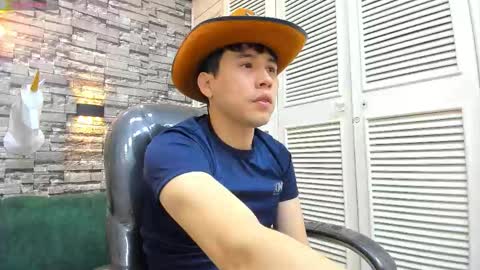 Nickk Wolff online show from 11-12-25, 03:51