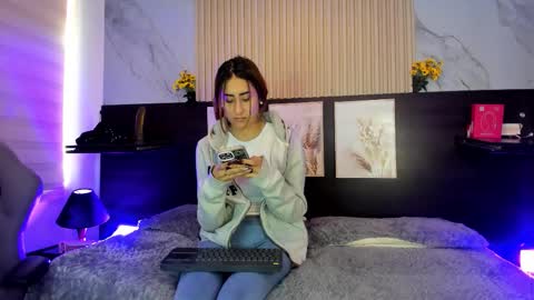 Snapshot of nicky_as chatting on 02-25-26, 04:05 nicky_as online show from 02-25-26, 04:05