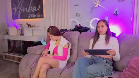 Snapshot of nicky_as chatting on 03-20-26, 01:38 nicky_as online show from 03-20-26, 01:38