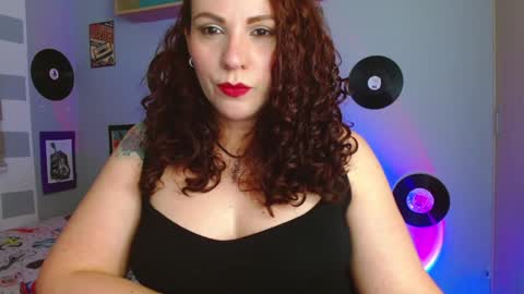 lucy online show from 12-21-24, 03:47