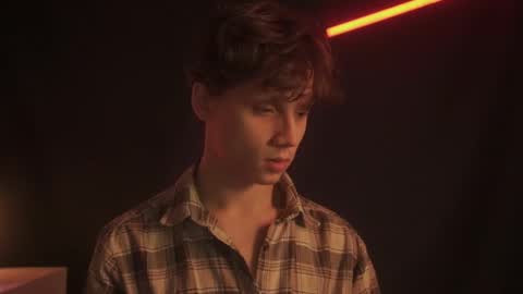 Nicky Neal online show from 02-16-25, 08:44