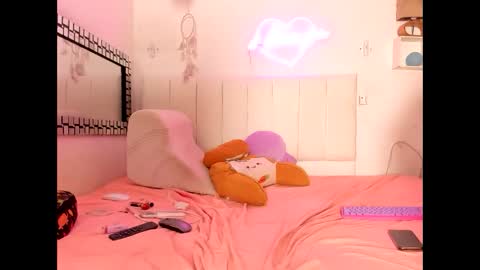 nicky_teem online show from 11-23-25, 09:53