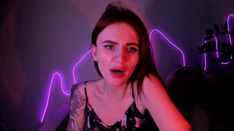 Nicky Weekends online show from 12-06-24, 01:18