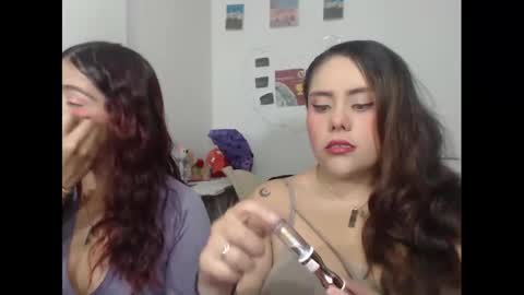 Nickyandcam online show from 11-21-25, 10:52