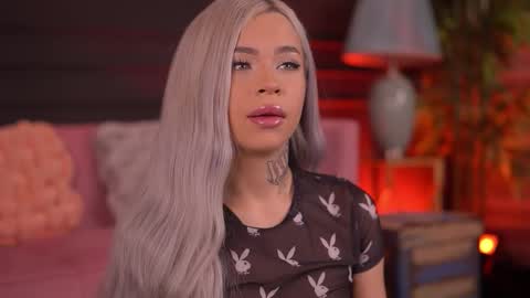 Nicky online show from 11-08-25, 07:01