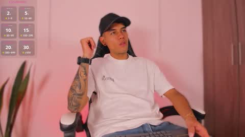 Nicky  online show from 11-19-25, 01:11