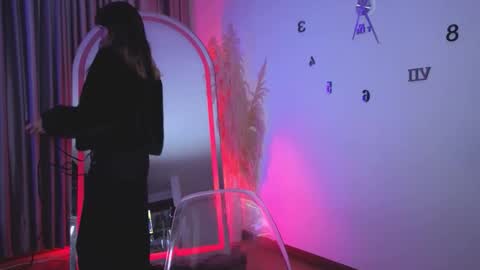 Nicky online show from 11-07-25, 10:32